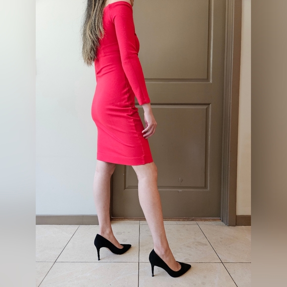 L'Agence Daphne Off the Shoulder Dress in Red XS - Picture 5 of 6